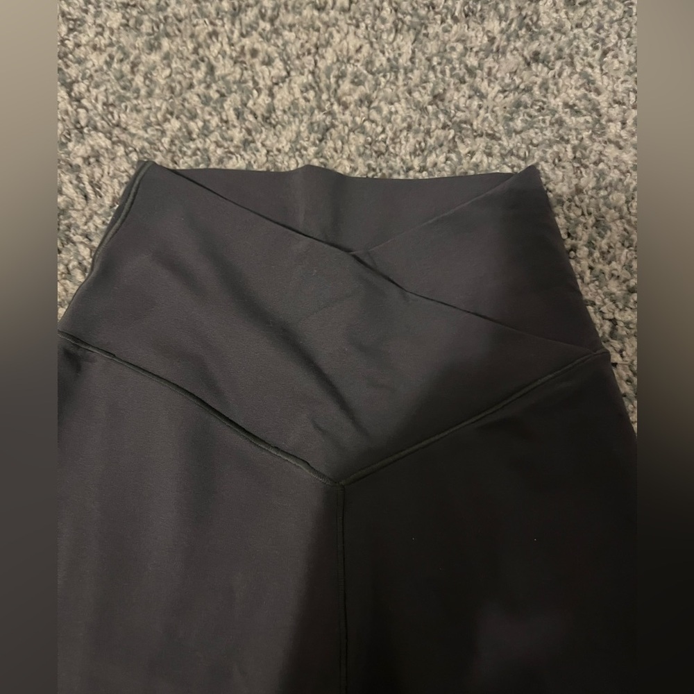 Dark grey High-Waisted Aerie Crossover Leggings